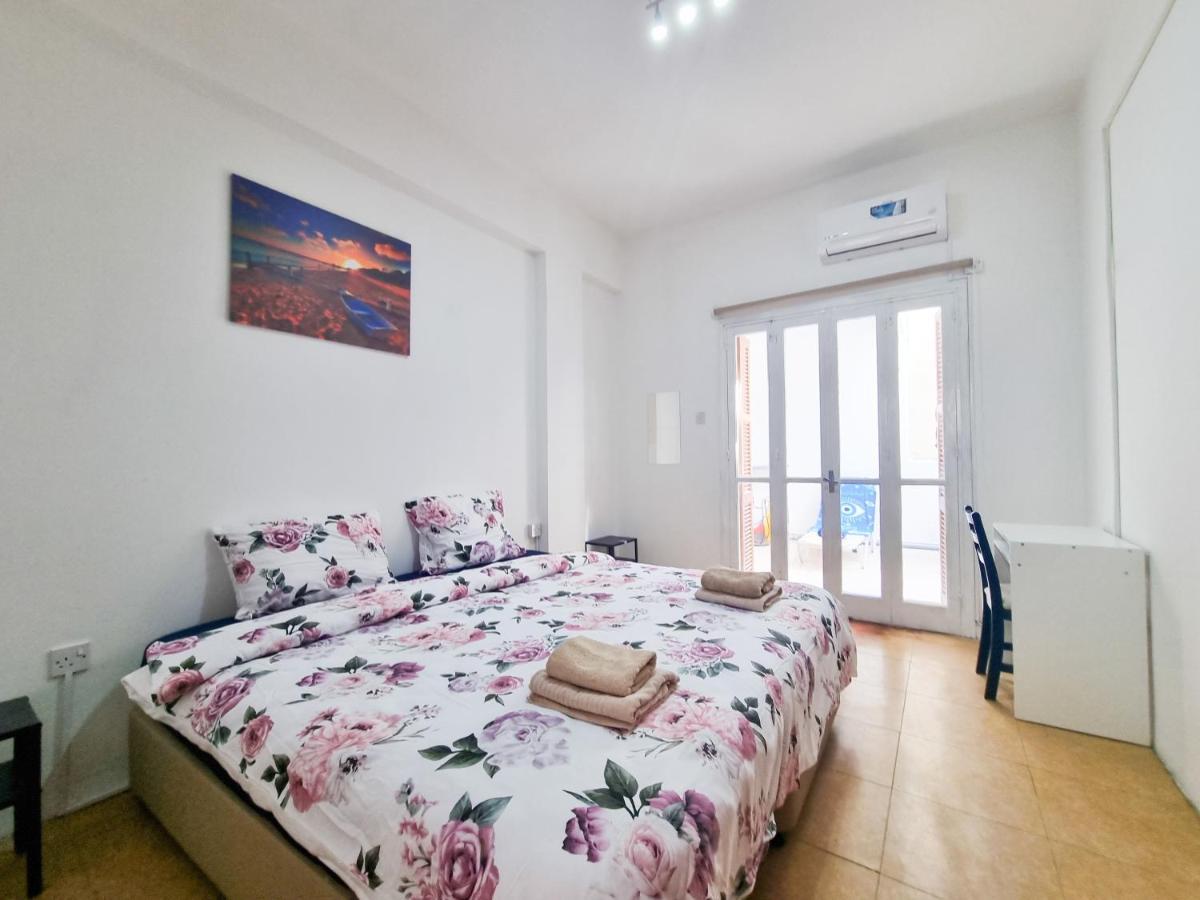 Citycenter Rooms Next To The Beach ラルナカ エクステリア 写真